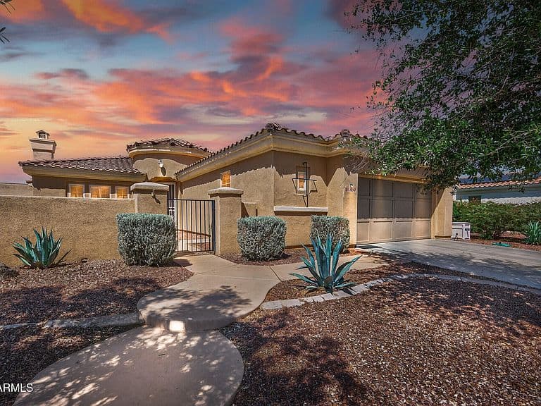 13840 W JUNIPERO Drive photo 1
