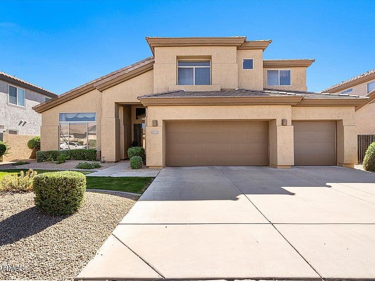 7321 E Tailfeather Drive photo 4