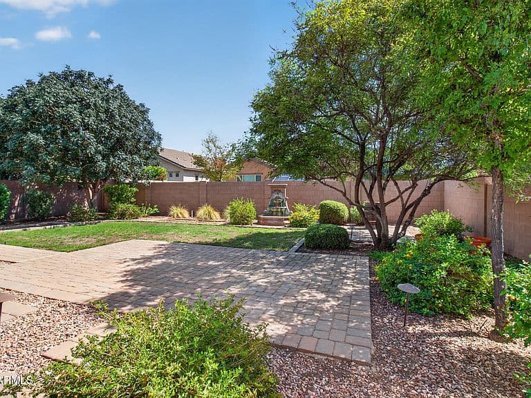 20321 E MOCKINGBIRD Drive photo 5