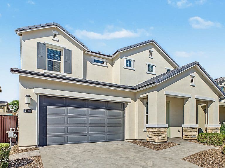 5124 E GALLOP Way photo 2