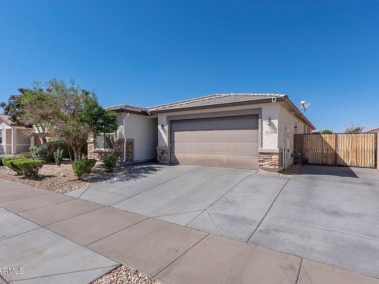 17576 W Desert Bloom Street photo 1