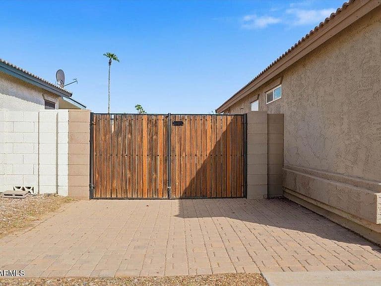 1349 S 80TH Street photo 5