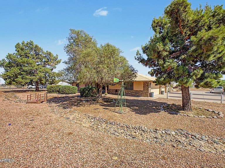 20537 W GORDON Way photo 4