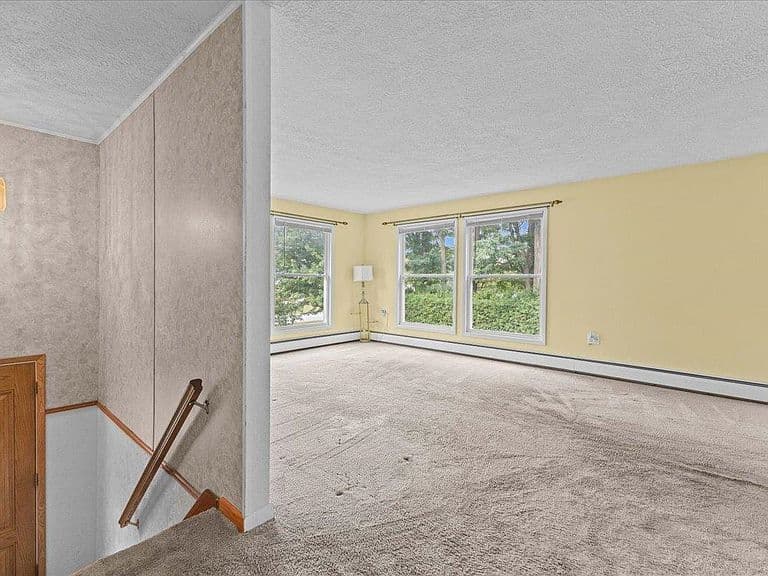 1085 Lamkin Street photo 2