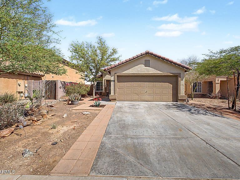 22259 W MESQUITE Drive photo 2