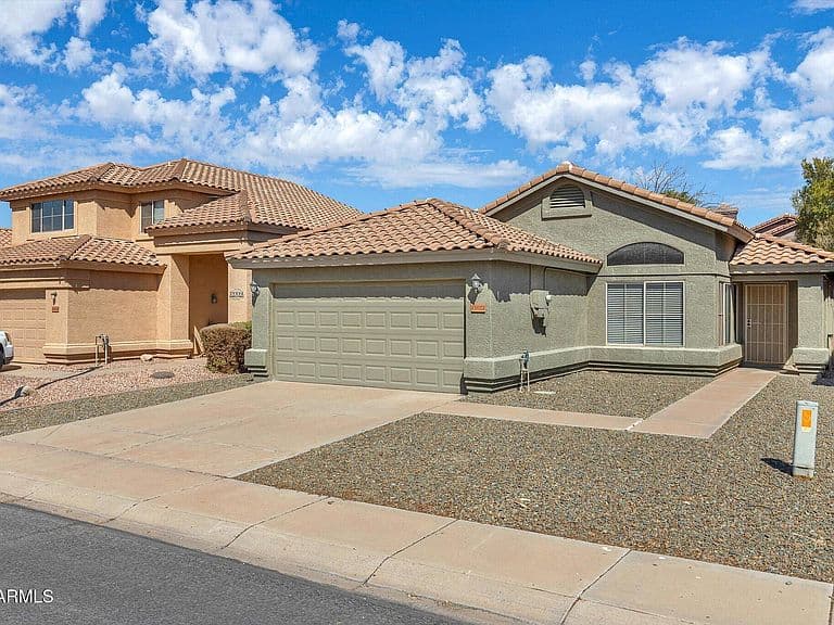 15022 W BOTTLE TREE Avenue photo 3