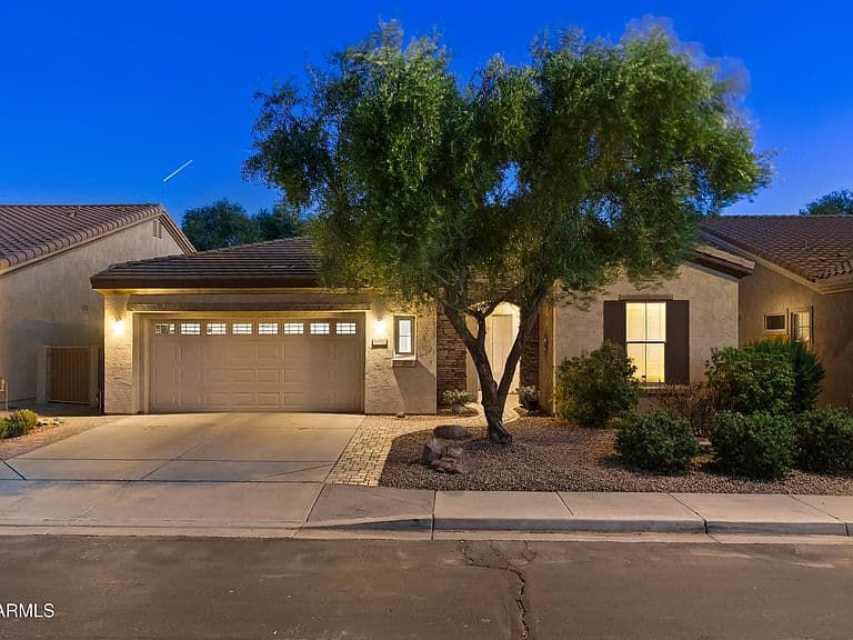4481 E BLUE SPRUCE Lane photo 1