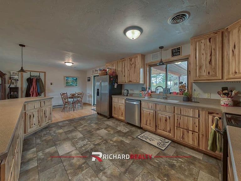 215 44th St N photo 3