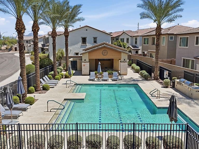 4723 E BARBARITA Avenue photo 1