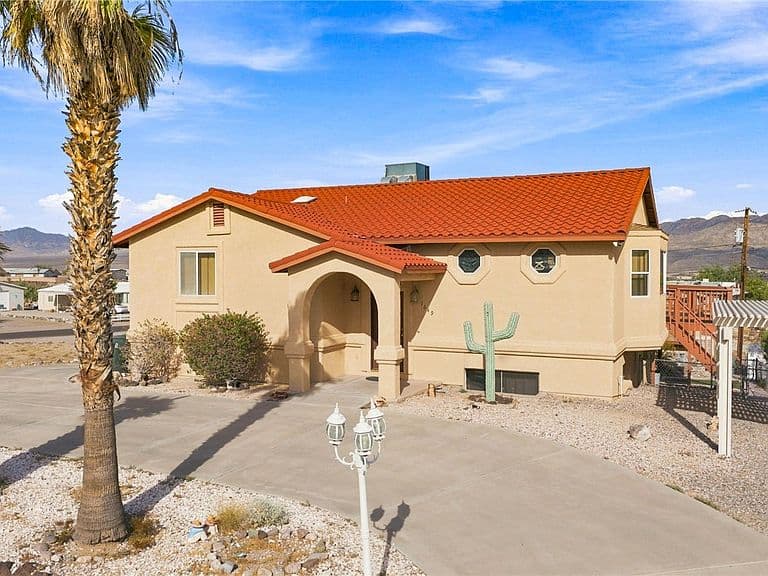 1649 Alta Vista Road photo 3