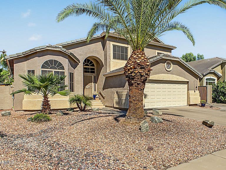 3330 E FORD Avenue photo 3