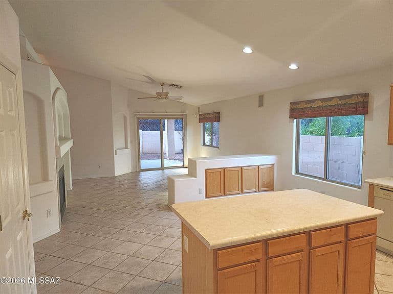8340 N Austin Nikolas Ct photo 5