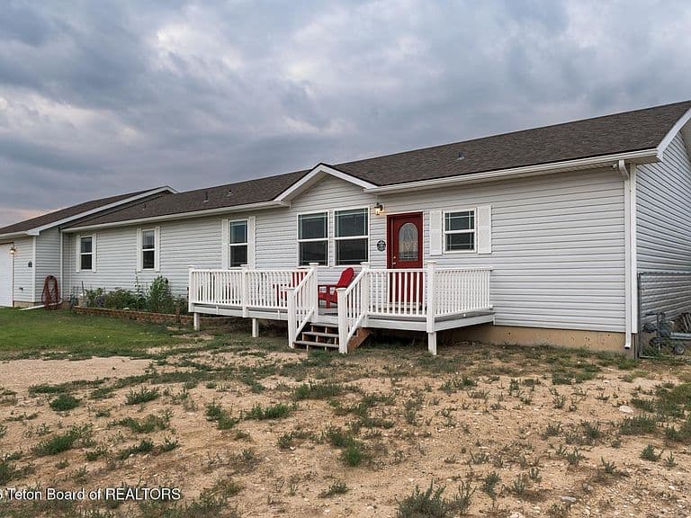 971 Gales Way photo 4
