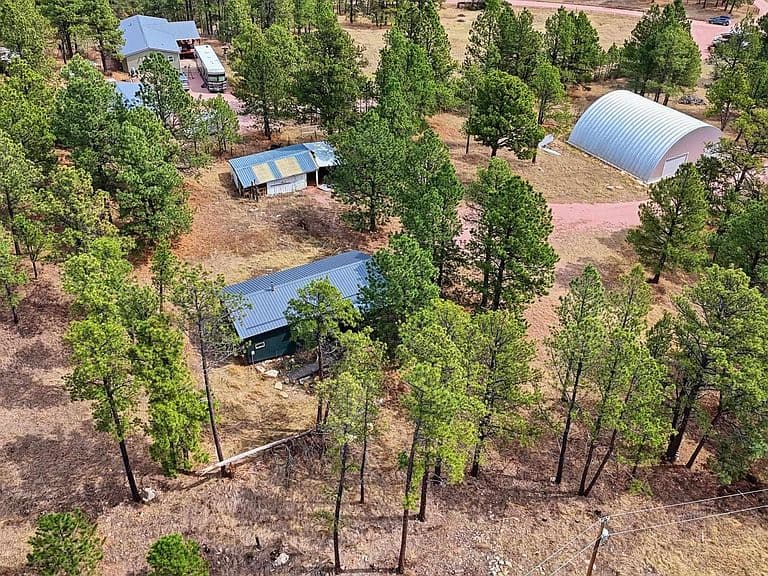 24427 Thovson Rd photo 5