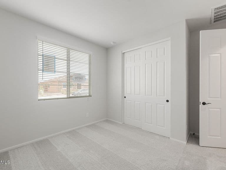 7846 W CACTUS WREN Way photo 2