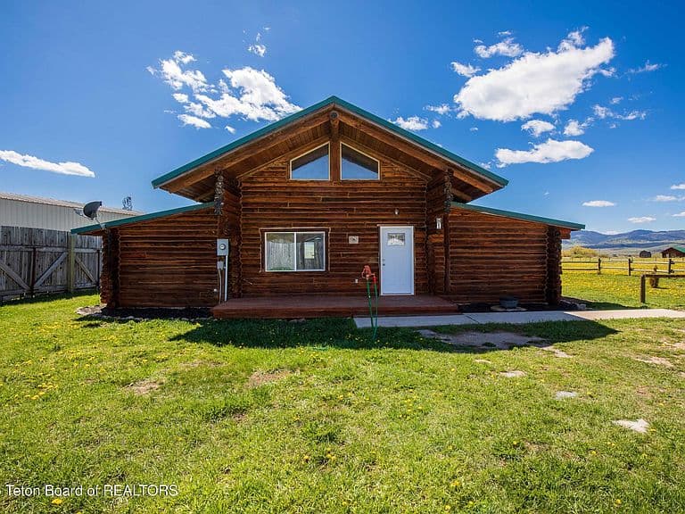 81 Meadowlark Ln photo 1