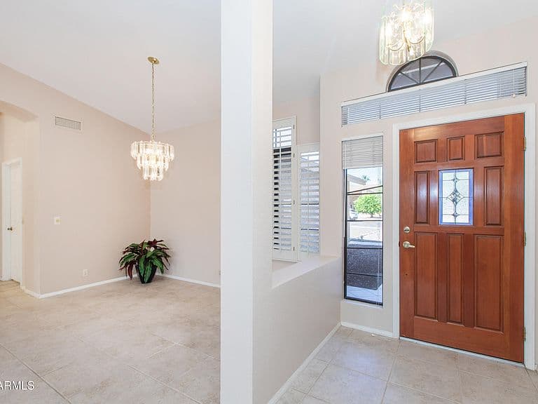9845 W ESCUDA Drive photo 4