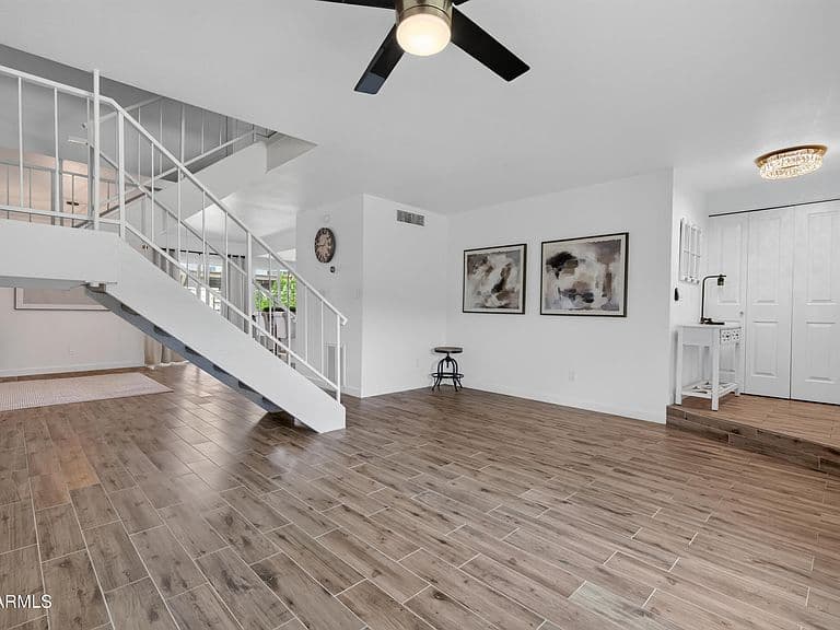 3958 N GRANITE REEF Road photo 3