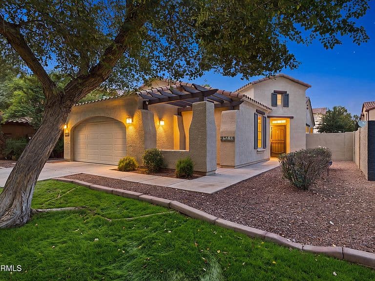 4236 E PARK Avenue photo 2