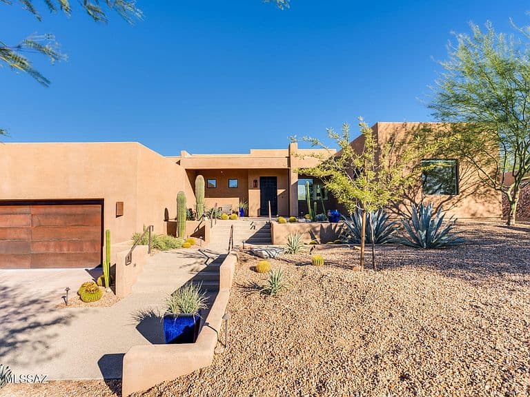 10875 N Poinsettia Dr photo 3