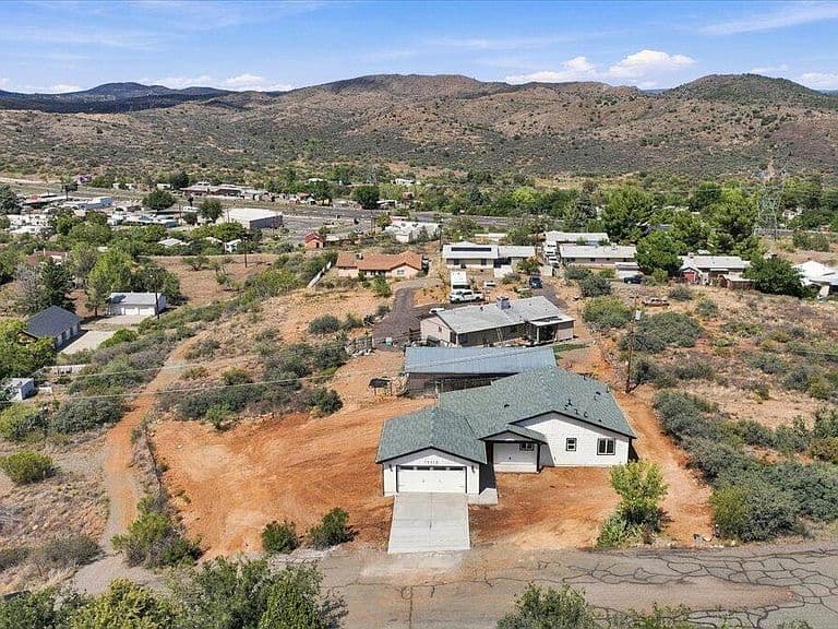 13370 E HIGH VIEW Road photo 2
