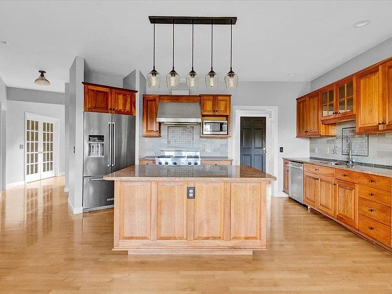 440 Haymaker Road photo 4