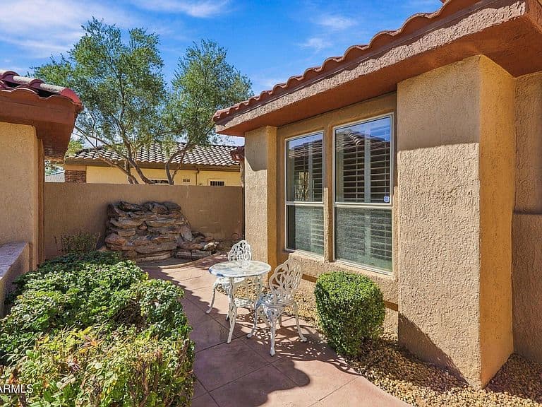 15952 W PALM Lane photo 5