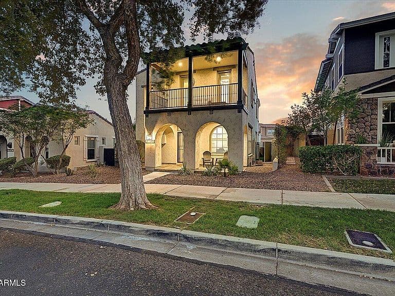 21053 W GLEN Street photo 3