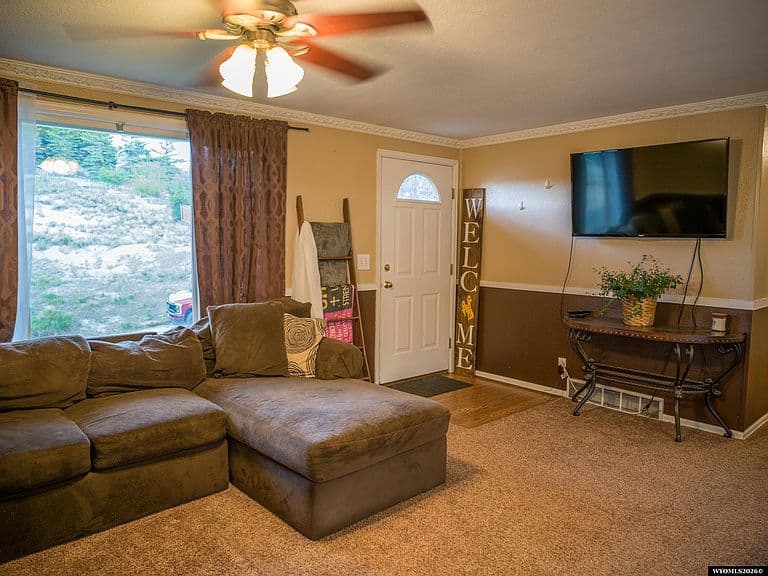 2525 Colorado Dr photo 3