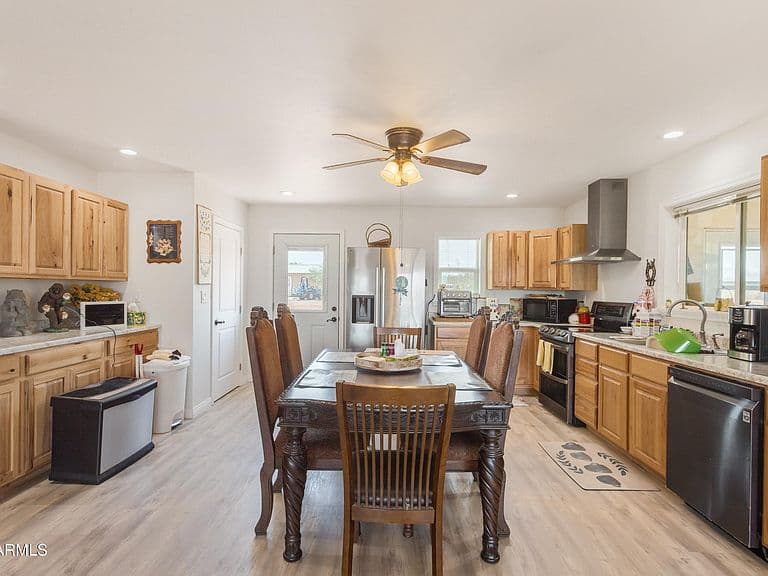10605 E Greenough Trail photo 1