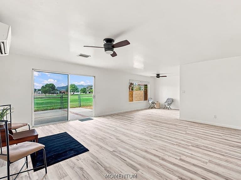2553 Country Club Drive photo 5