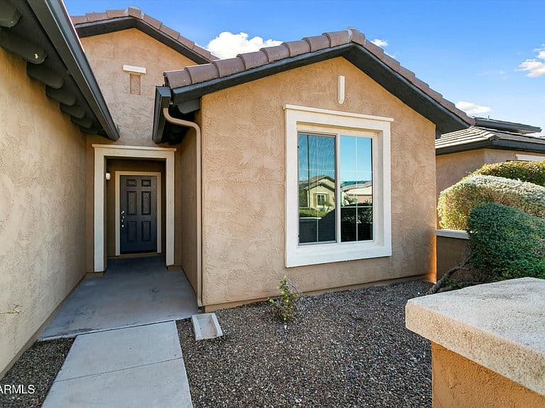 26223 W LOUISE Drive photo 5