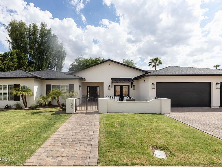 7407 E GOLD DUST Avenue photo 1