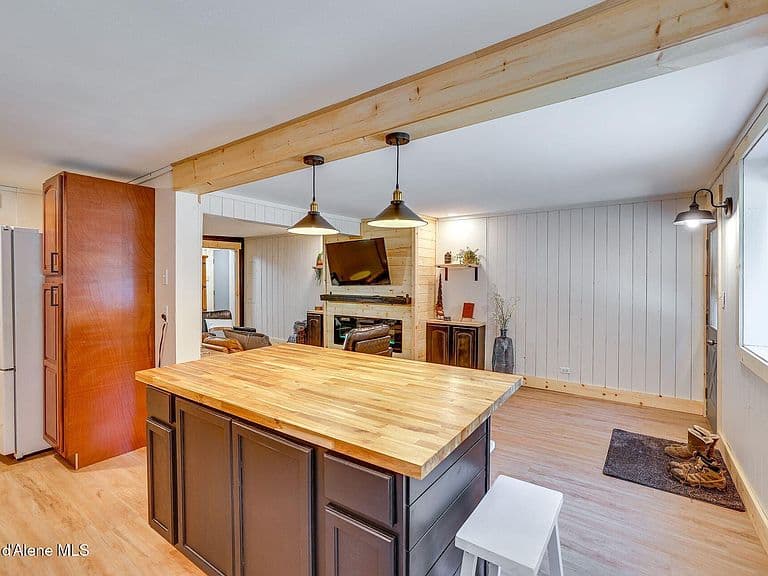 22 Theriault Dr photo 5