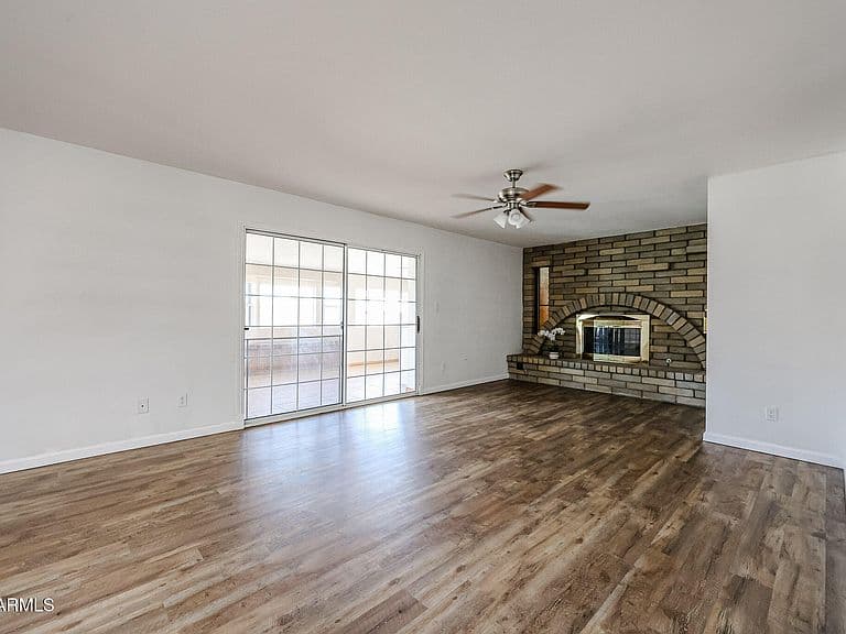 4135 W BERYL Avenue photo 3