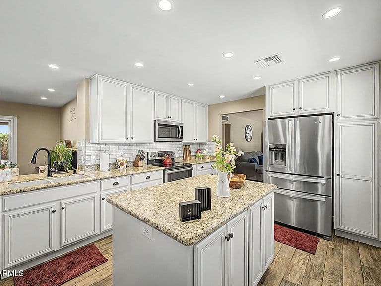 12607 N 36TH Street photo 5