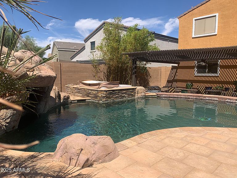 35743 W CARTEGNA Lane photo 3