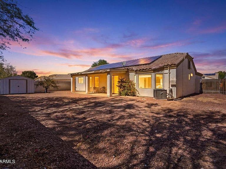 969 W HOPI Drive photo 2