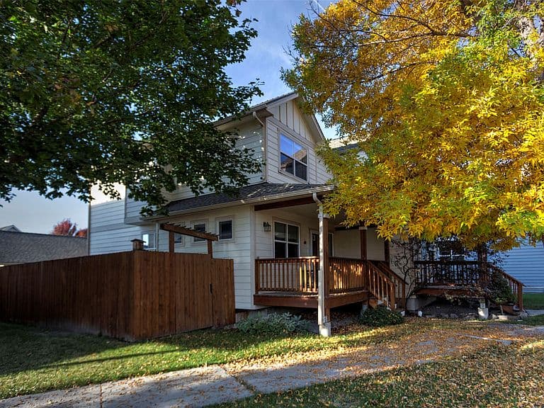 4942 Potter Park Loop Unit B photo 2