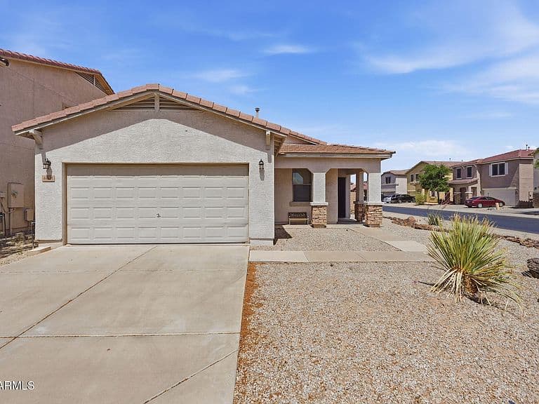 44106 W KRAMER Lane photo 1