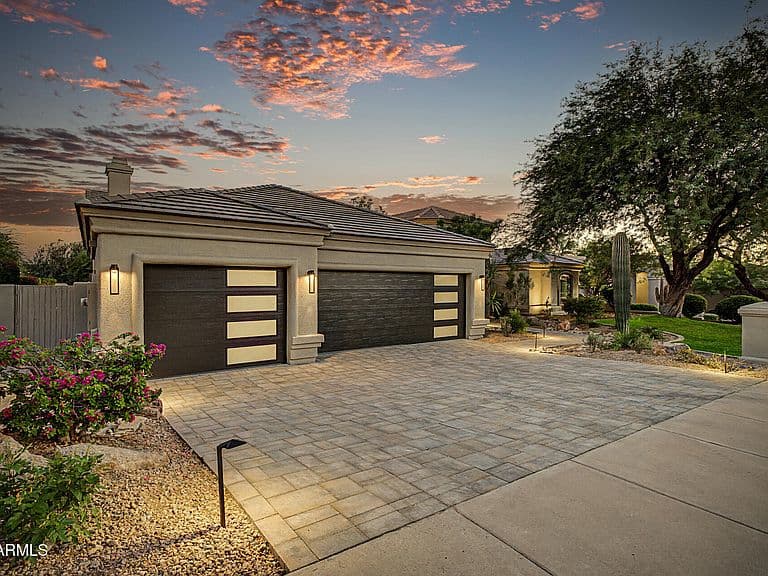 12139 E ALTADENA Drive photo 2