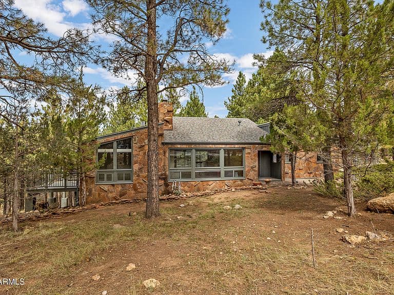 1801 N FOX HILL Road photo 3