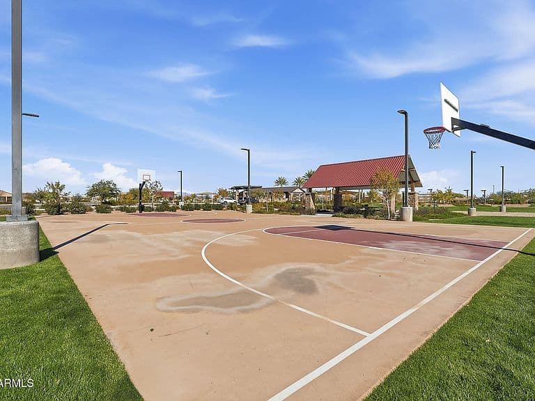 2521 E Cabernet Way photo 4