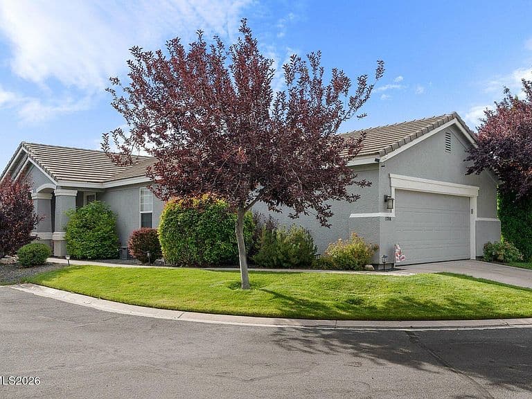 1704 Burwood Cir photo 1