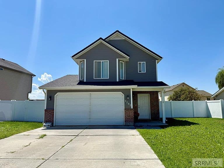 3702 E Pearce Dr photo 1