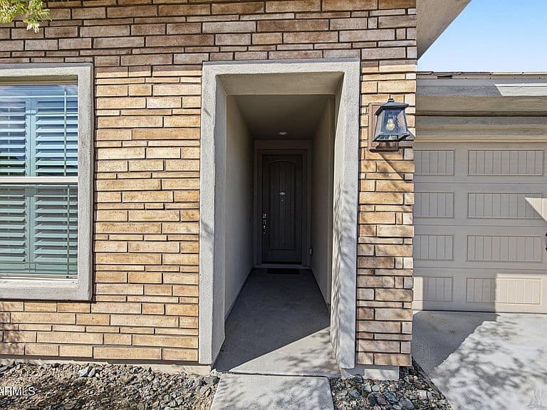 9230 S 168TH Drive photo 4