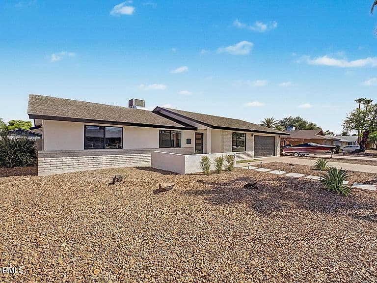 2822 E CORTEZ Street photo 2