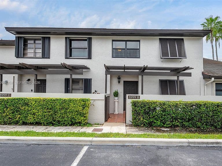 8999 SW 133rd Ct APT B photo 5