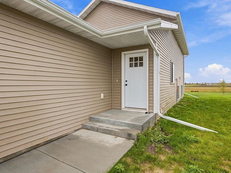 7691 Cub Creek Way photo 3