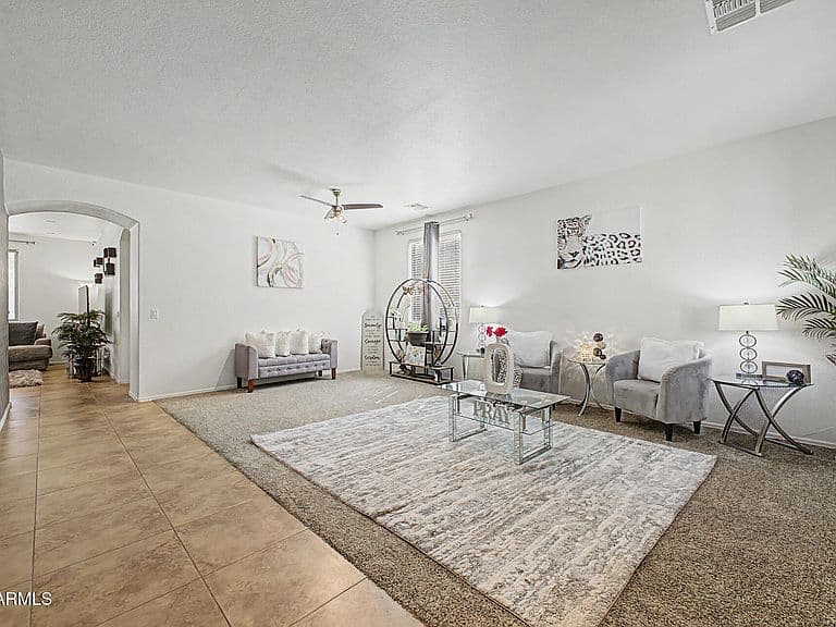 279 E GOLD DUST Way photo 3
